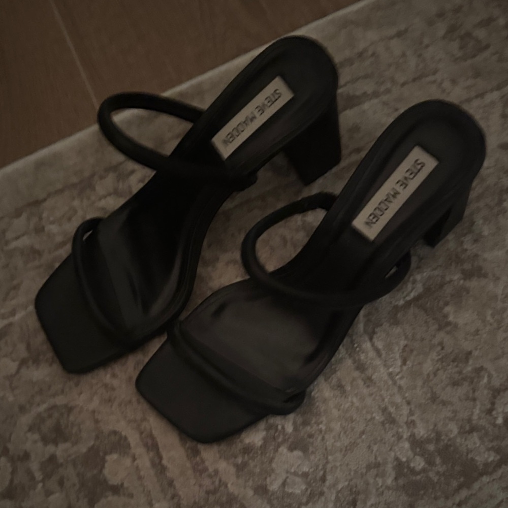 Steve Madden Elegant Black Heels